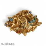pregadeira-de-ouro